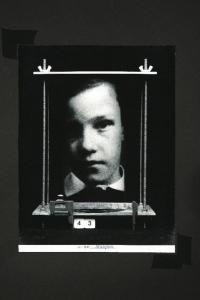 計測されるA・エリスの肖像